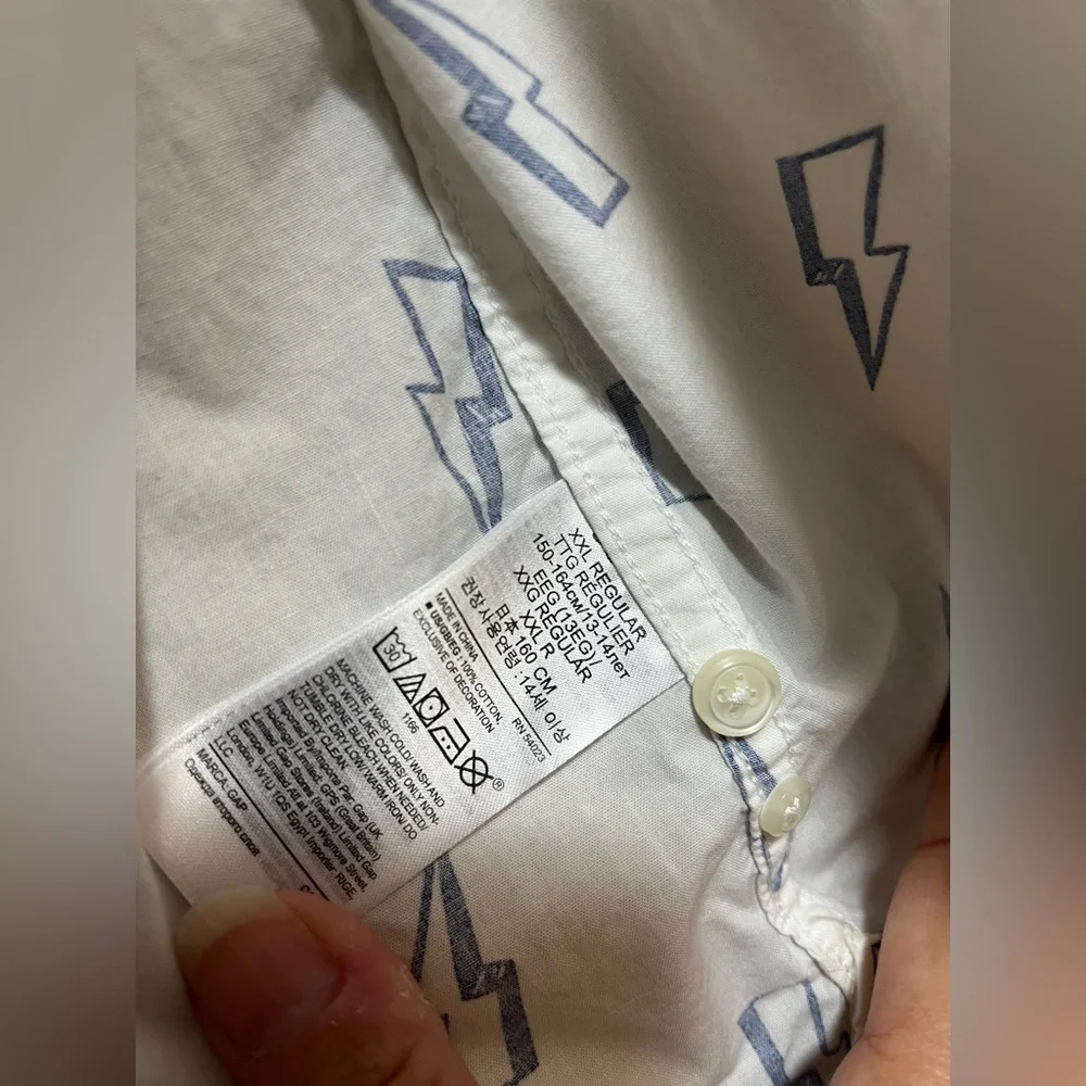 GAP Kids White Cotton Short Sleeve Shirt w/Lightning Bolts XXL